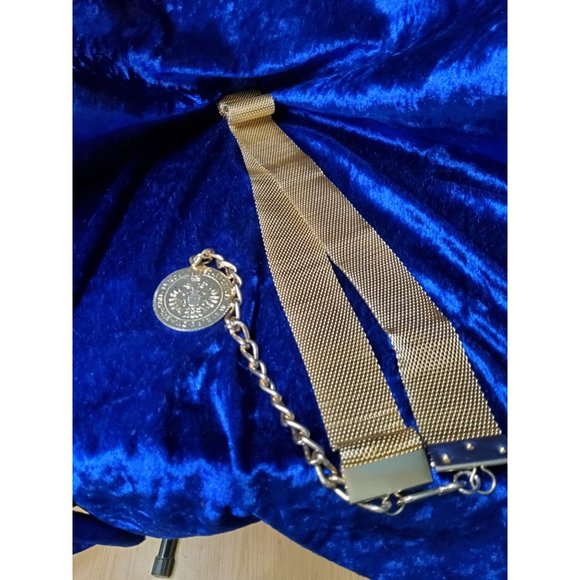 Vintage Gold tone Mesh Belt with Faux Maria Theresa Coin, Adjustable, 32"- 40" p - Picture 2 of 4